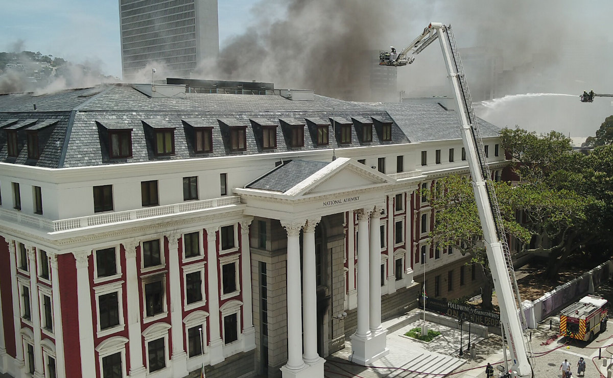 Houses of Parliament fire Cape Town